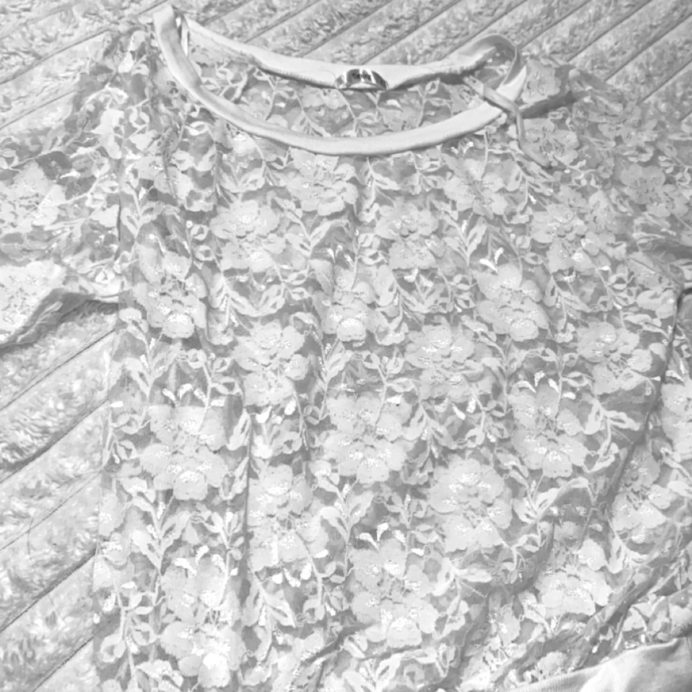 Very cute long floral  sleeve